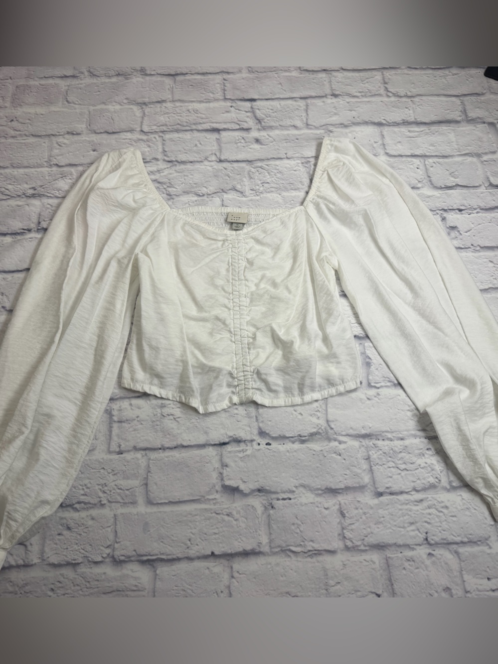 a new day White Square Neck Puff Sleeve Crop Top. Elastic Back. Size M. Feminine